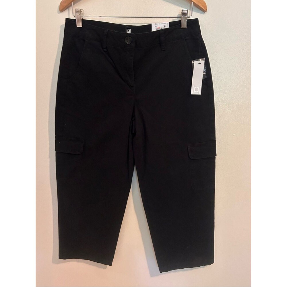 NWT Liz Claiborne Black Cargo Capri Relaxed Fit Pants Size 6